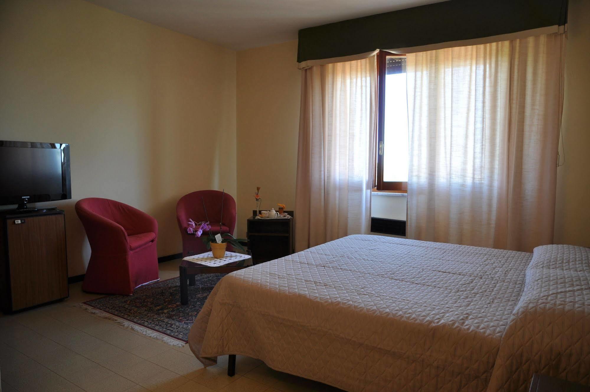 Hotel Firenze 基安奇安诺泰尔梅 外观 照片
