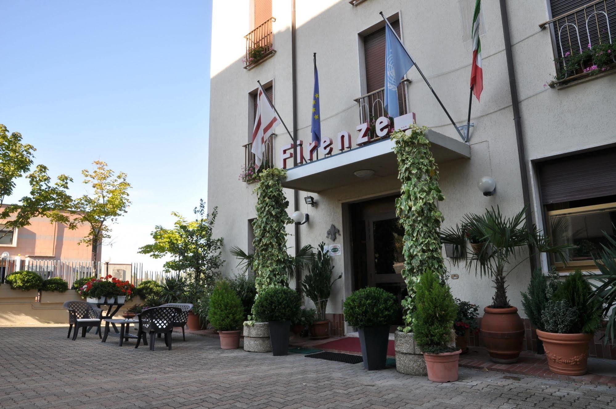 Hotel Firenze 基安奇安诺泰尔梅 外观 照片